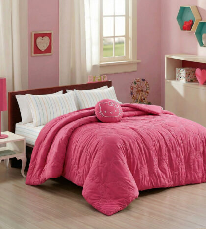 Hello Kitty DreamScape Bedspread Set