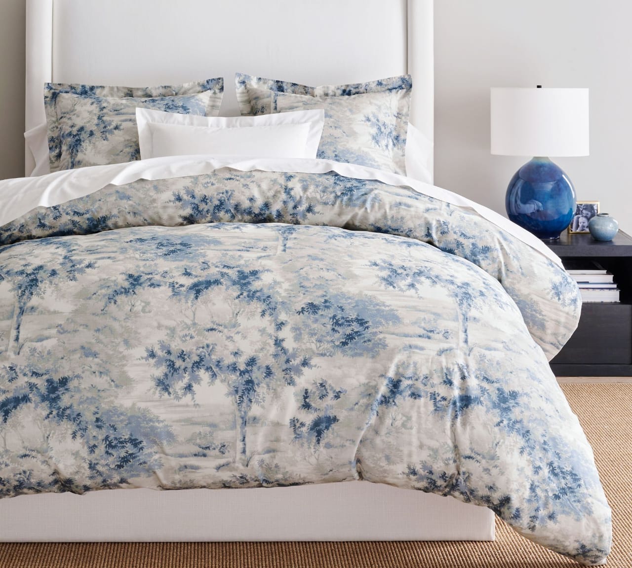 Pottery Barn Bedsheets - Image 4